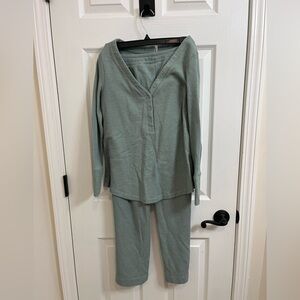 Soma Sage Ribbed Lounge Set